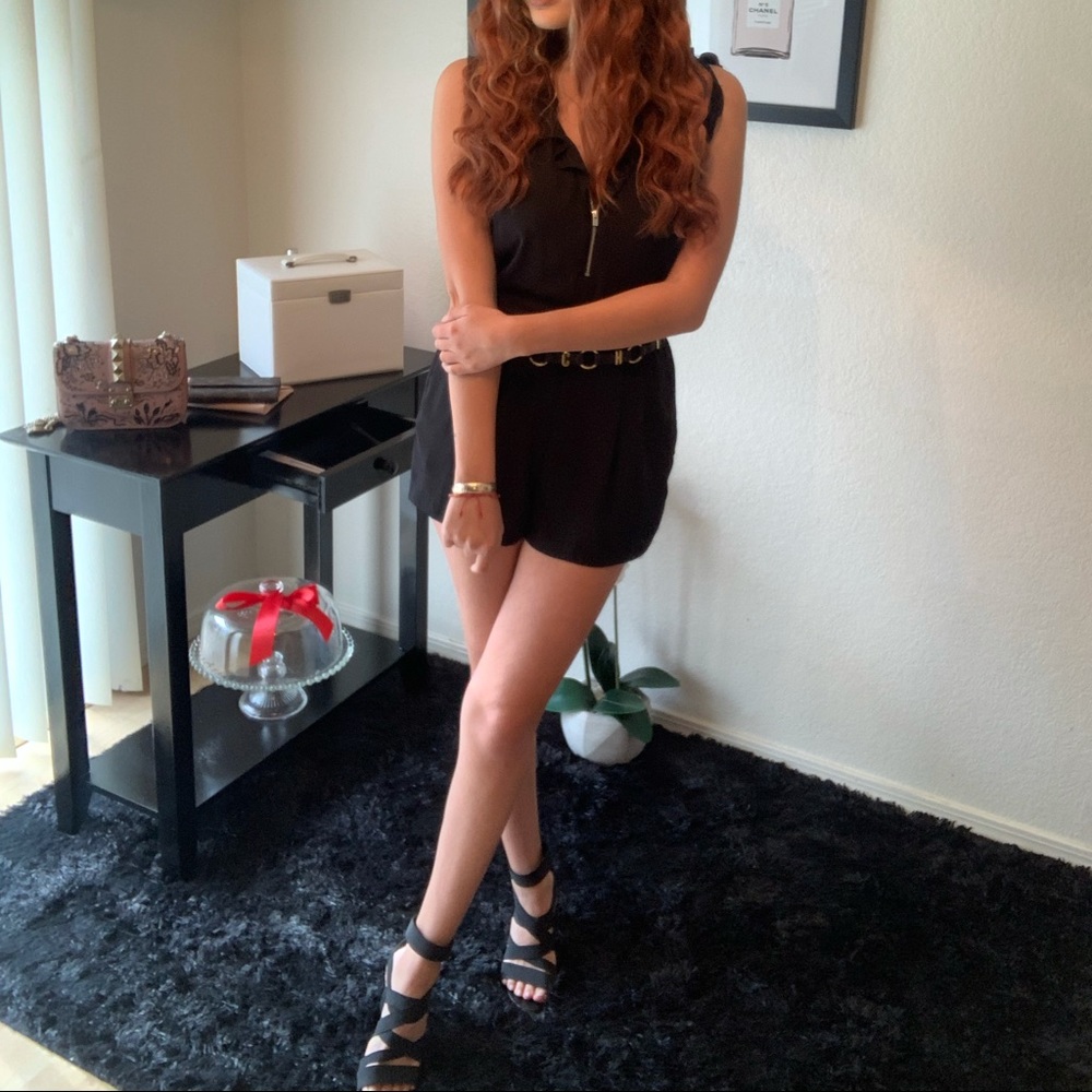 Express zipper front romper - Picture 2 of 4